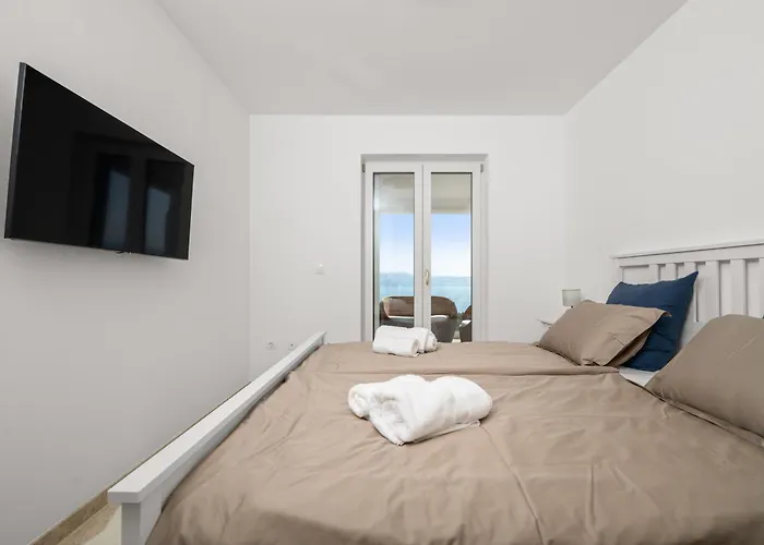 Valentino Apartments